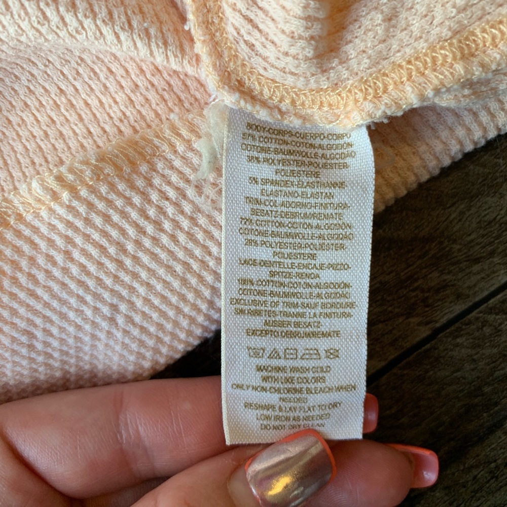 ❤️SOLD Free People Kombucha cuff thermal crochet - Picture 6 of 8